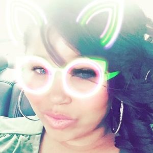 Meet your Posher, Kellie